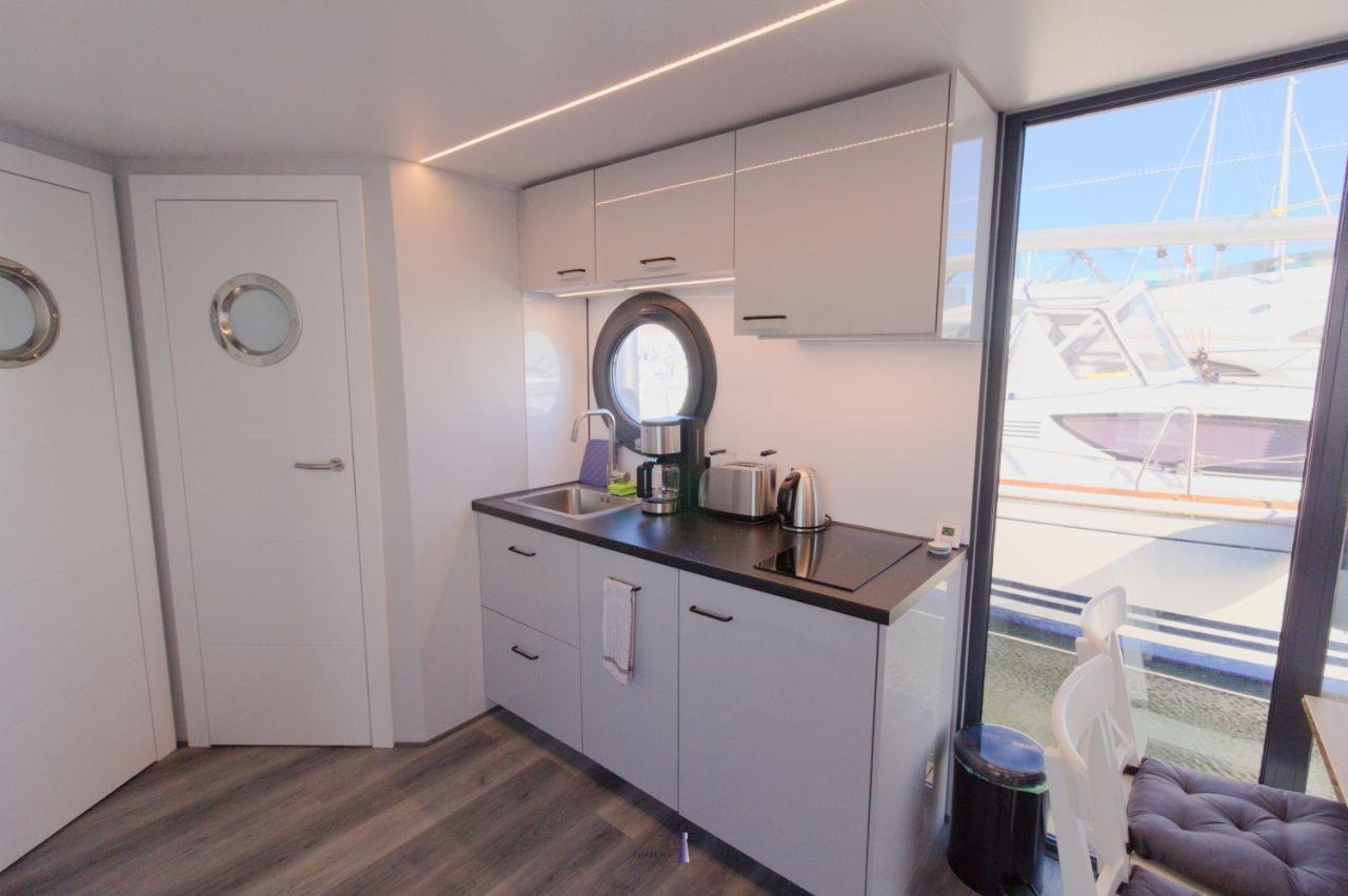 Hausboot Fjord Lacerta Mit Dachterrasse In Wendtorf 外观 照片